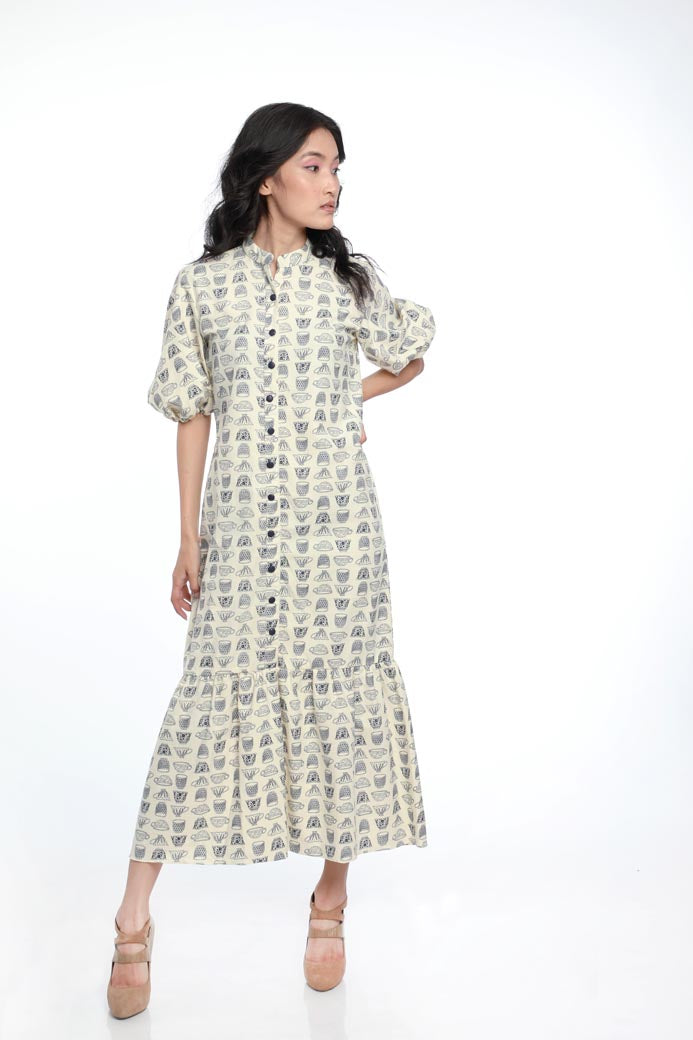 ENGLISH BREAKFAST, DUTTON DOWN DRESS WITH BALLOON SLEEVES & TIER PANEL