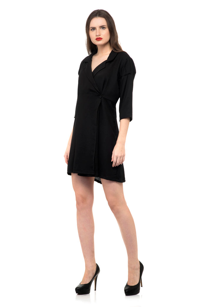 Black color long collars mini dress