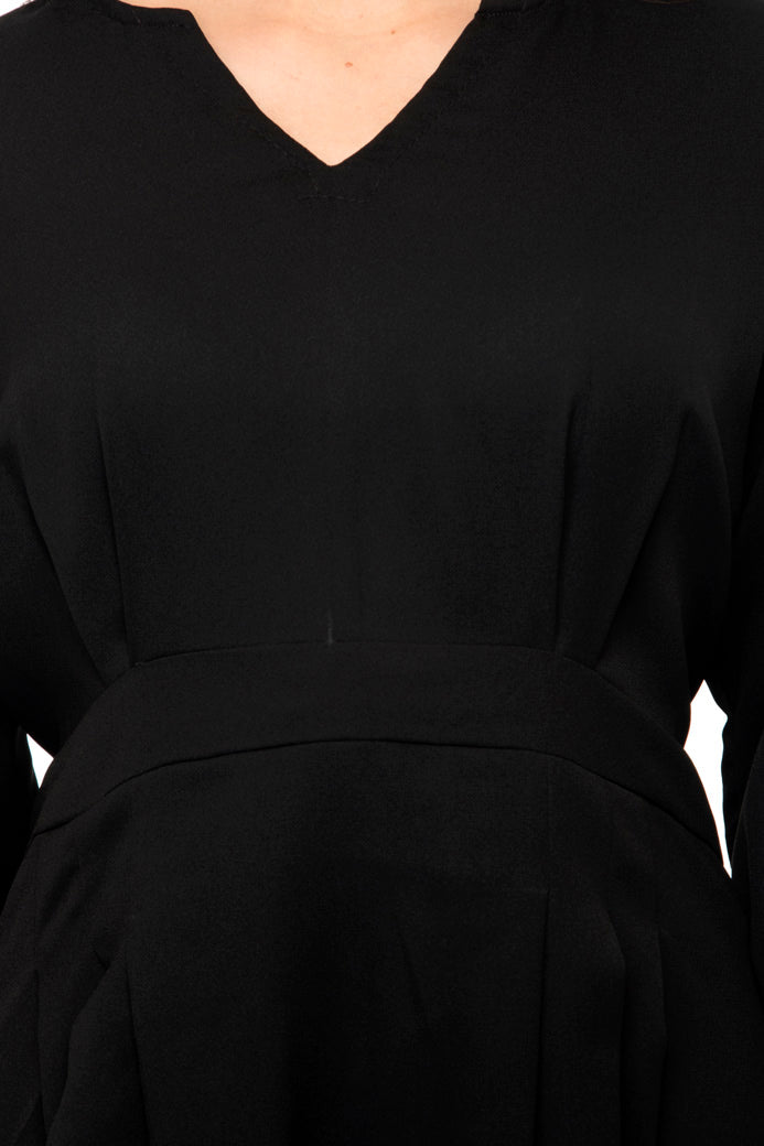 Folded cuffs black dress with ruffle