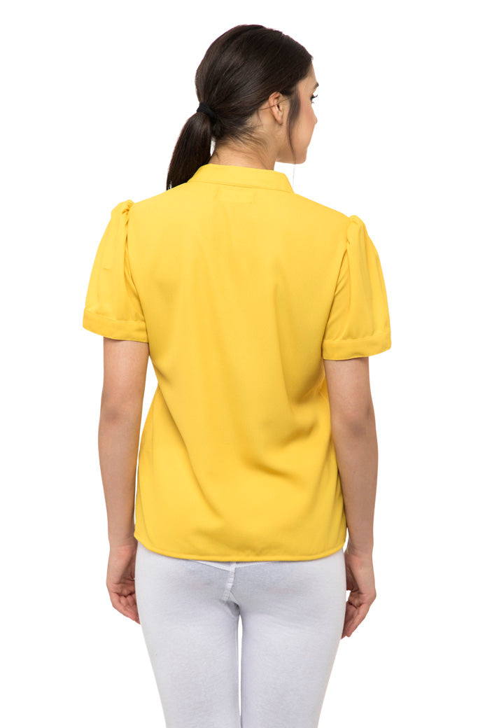Notched neck with collars yellow top