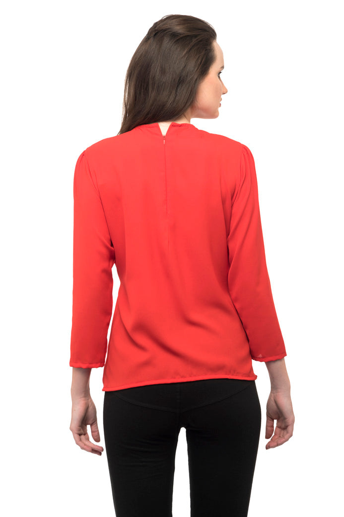 Notched neck with button red top without side stripped