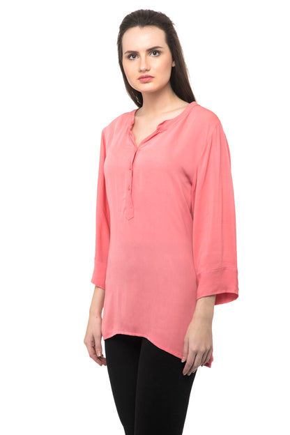 Light pink kurti buttons on neck