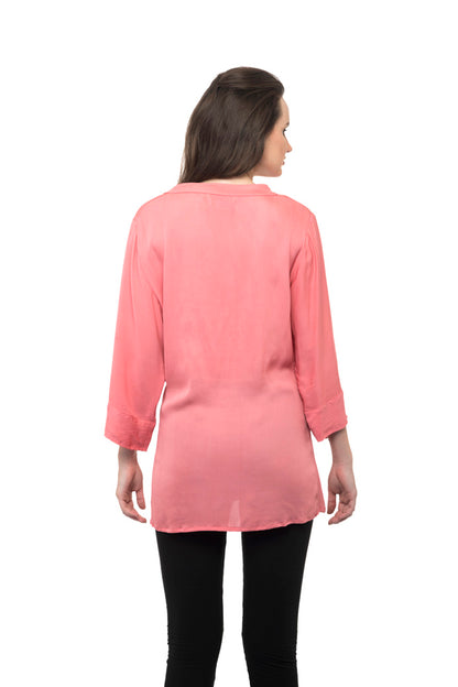 Light pink kurti buttons on neck