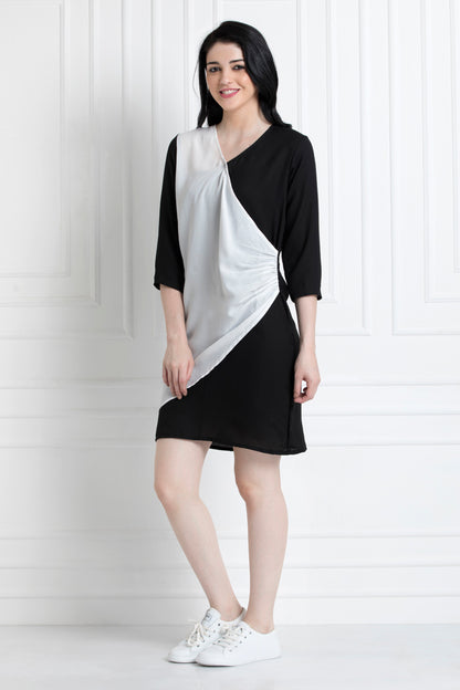 Full Sleeves, V neck Monochrome Dress