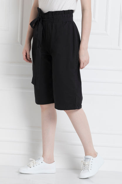Knee length Bermuda Shorts In Organic Cotton