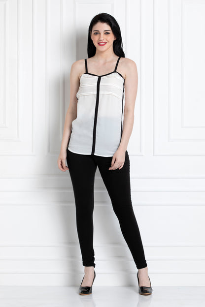 Monochrome Spaghetti For That Fun Yet Chic Look