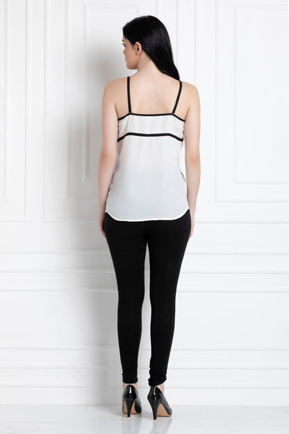 Monochrome Spaghetti For That Fun Yet Chic Look