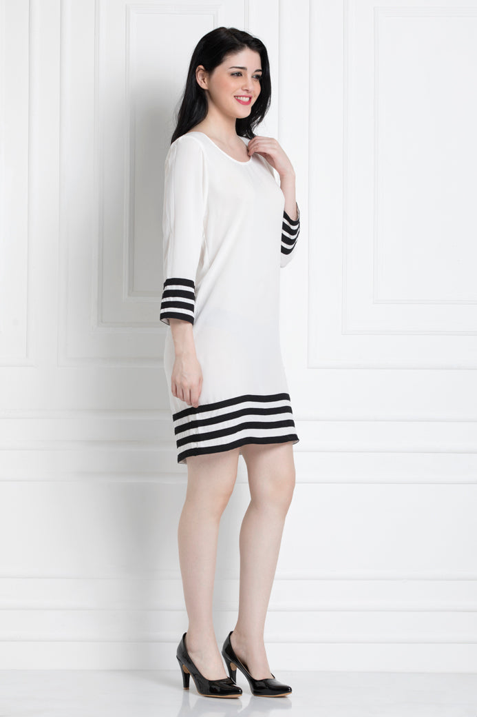 Monochrome Dress For That Fun Day Time Look