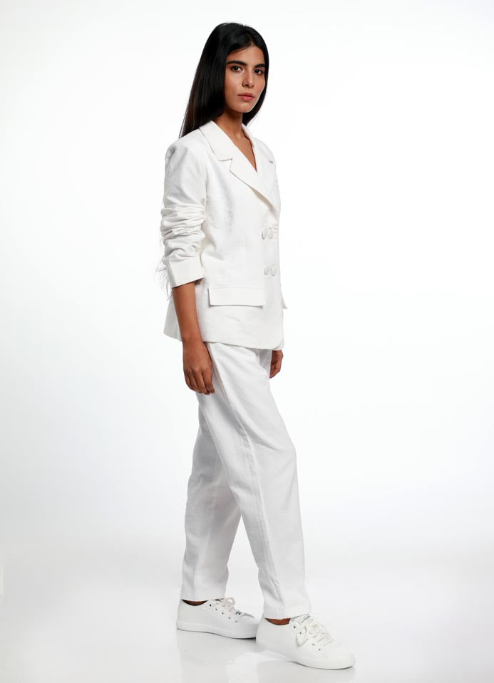 IVORY RUCHED SLEEVE LINEN BLAZER WITH LINEN PANTS