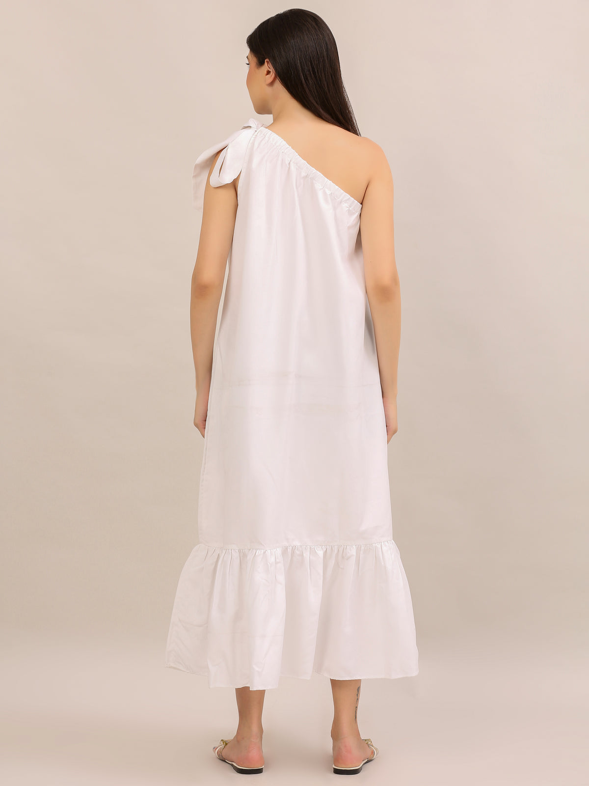 Elegant White One-Shoulder Bow Maxi Dress