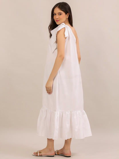 Elegant White One-Shoulder Bow Maxi Dress