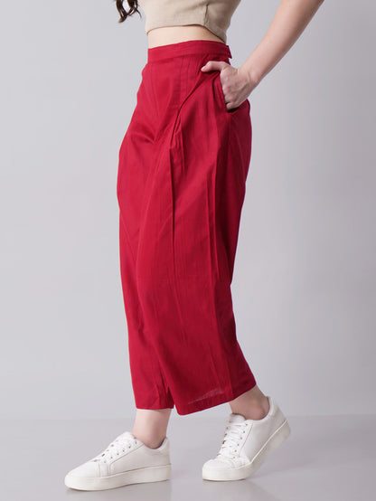 Scarlet  Pleated Pants