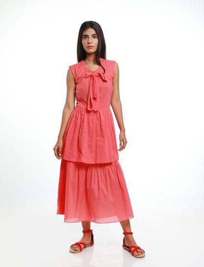 SLEEVELESS PUSSY BOW TIER DRESS