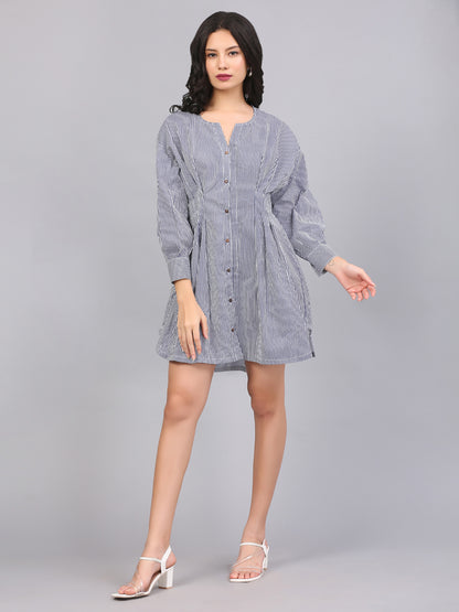 BUTTON DOWN GATHERED SHIFT DRESS