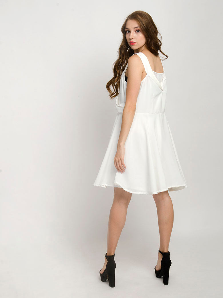 Sleevless mini dress