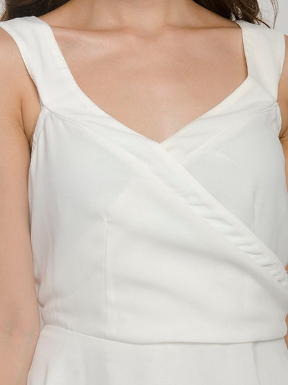 Sleevless mini dress