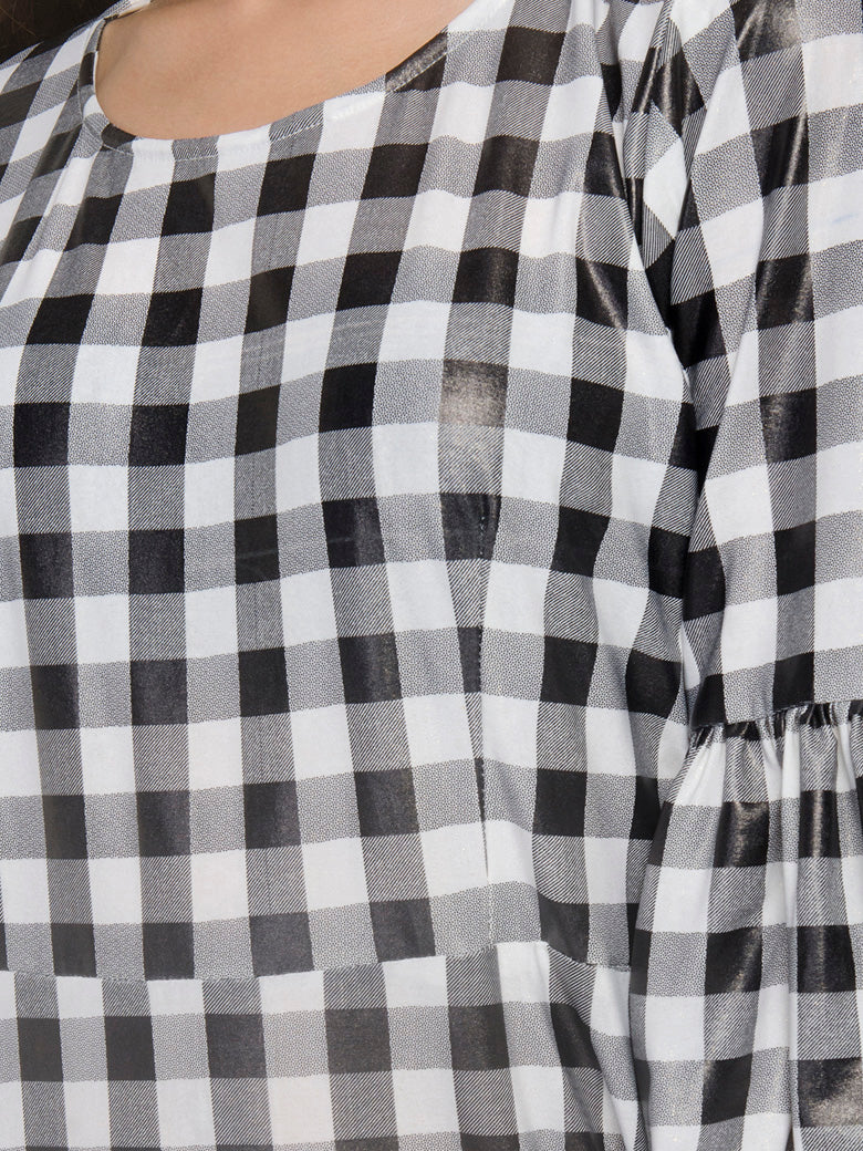 Black & White Checkered V-Neck Sleeveless Mini Dress